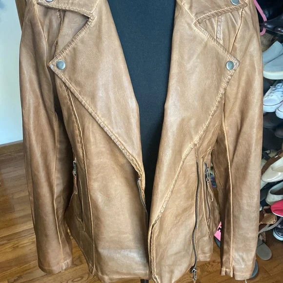 Camel leather jacket - Picture 2 of 5